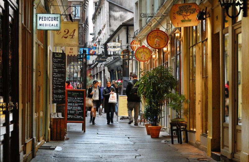 O Cour de Commerce Saint-André, em Saint Germain Des Pres