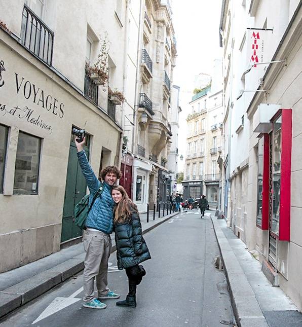 Batendo perna em Saint Germain des Prés