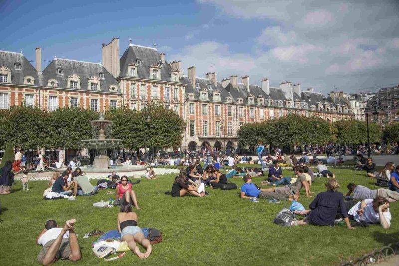 Roteiro 3 dias em Paris: a Place des Vosges